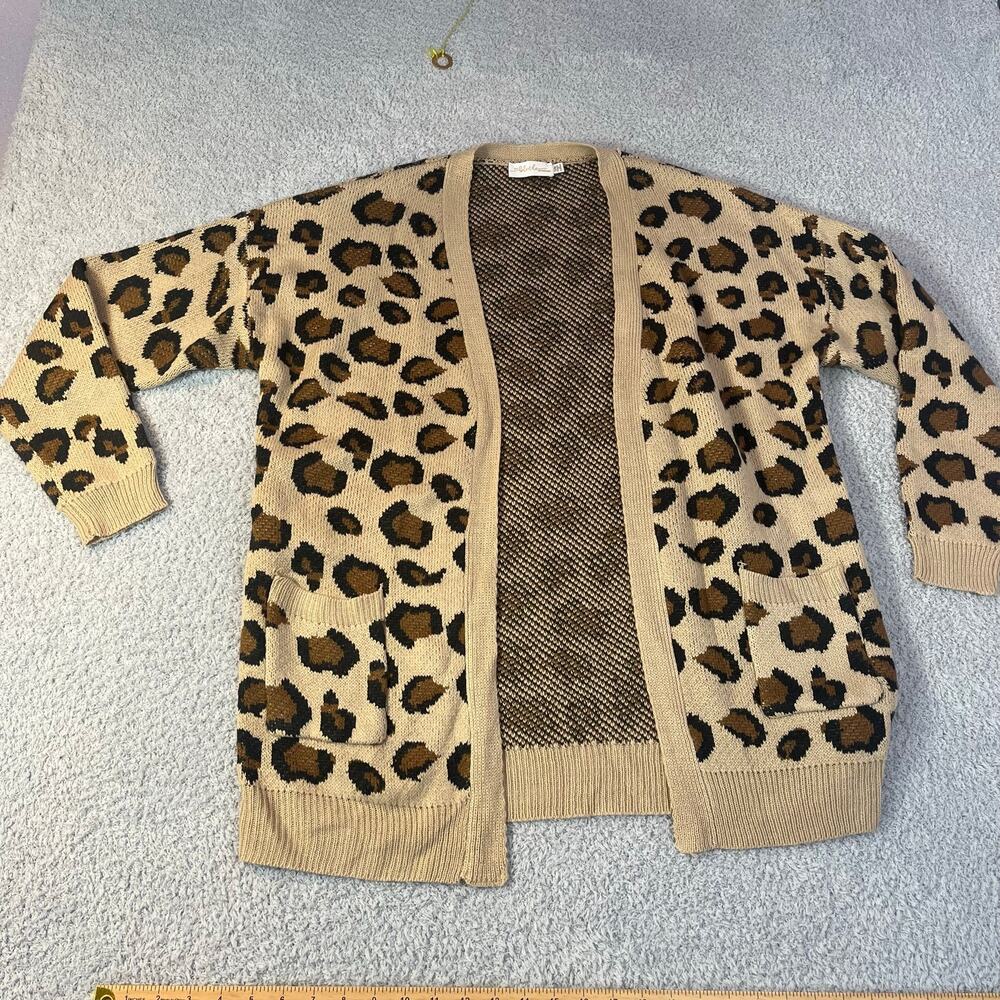 My blonde ambitions open front leopard print cardigan 2 front pockets size S/M